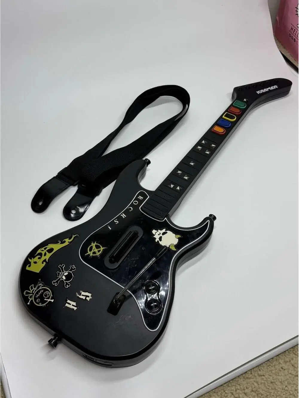 Guitar Hero Kramer Striker Red Octane Wireless Guitar PS2 NO DONGLE